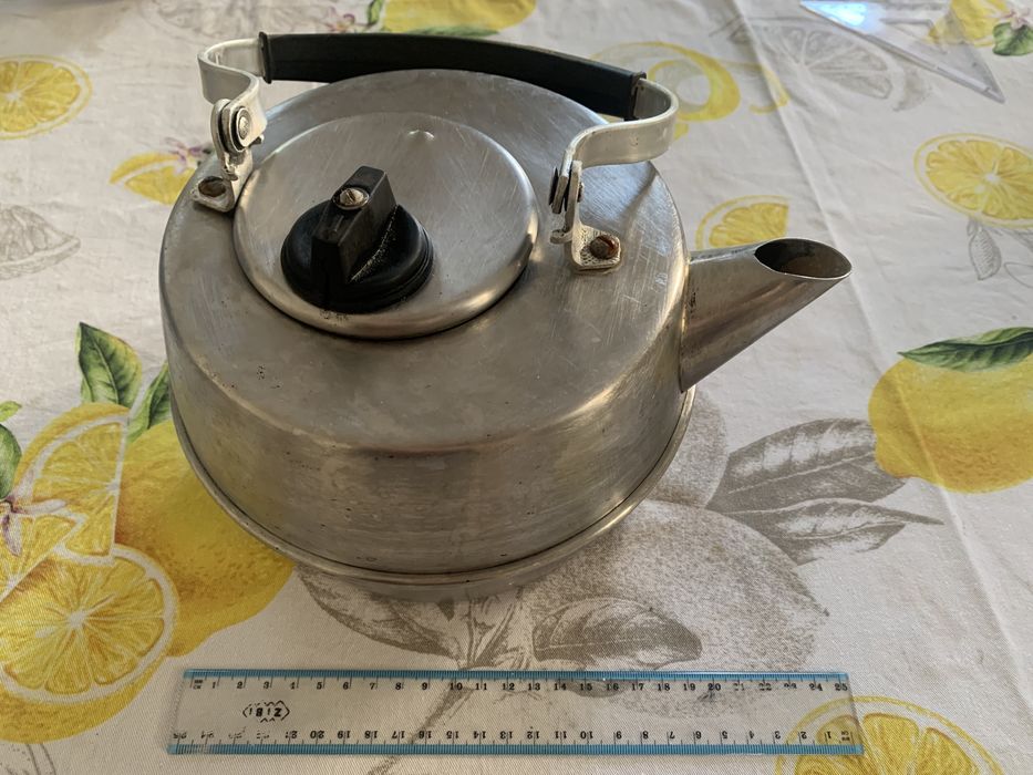 Нержавеющий чайник советских времён