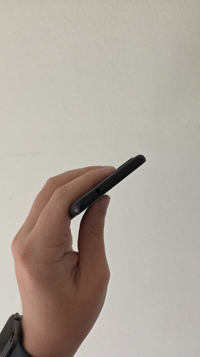 Google Pixel 4a Black 6/128gb Neverlock