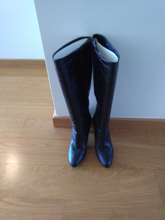 Botas Aldo de couro martelado