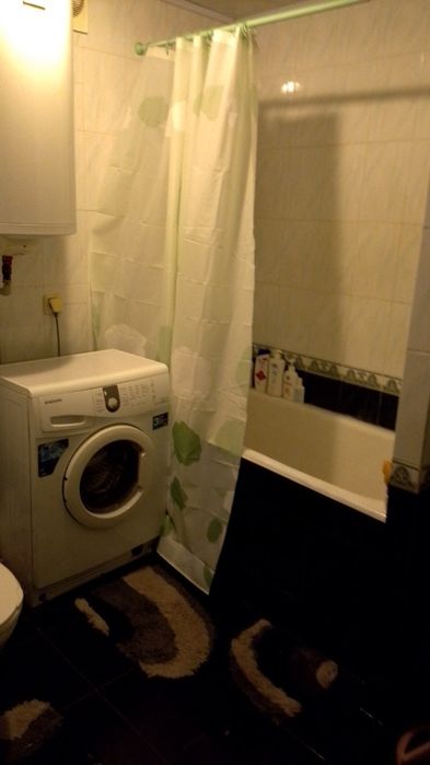 Сдам подобово 1 кімнатну квартиру.