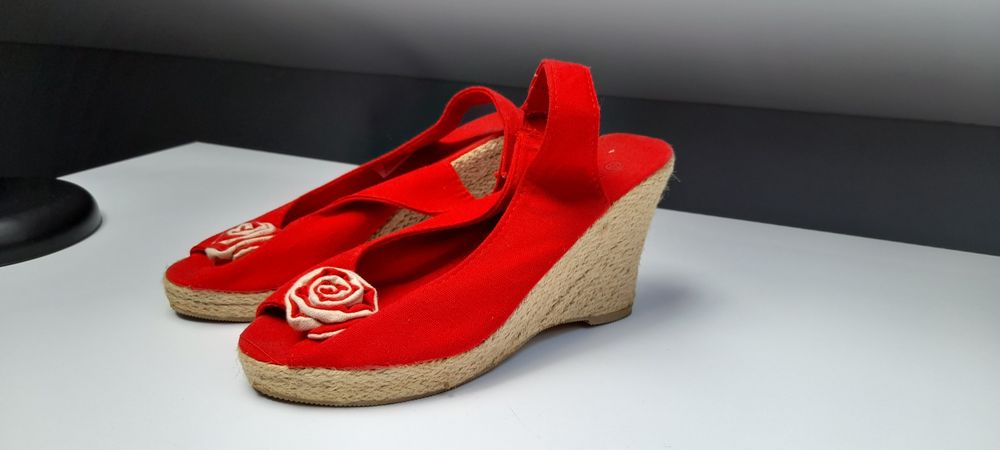 Buty damskie 39 kobiece in extenso czerwone platforma