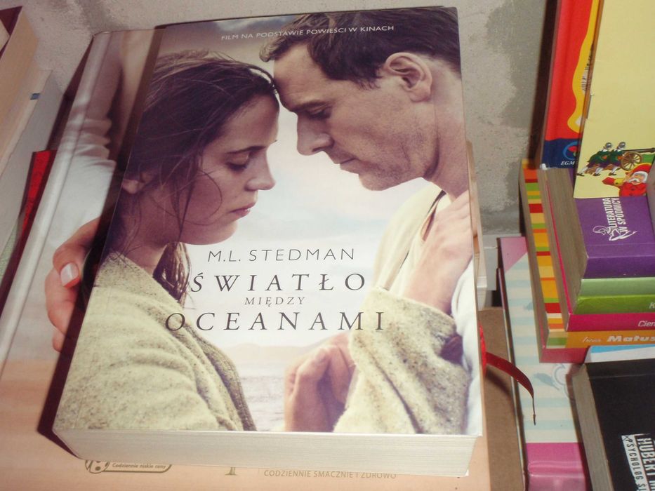Światło między oceanami - M. L. Stedman - wzruszająca książka