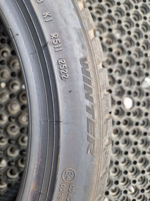 Opony zimowe Pirelli Sottozero 3 Winter  225/45r18 (95V) XL