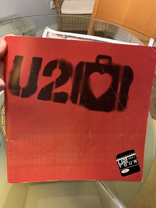 Programa U2 - 2001 Elevation Tour