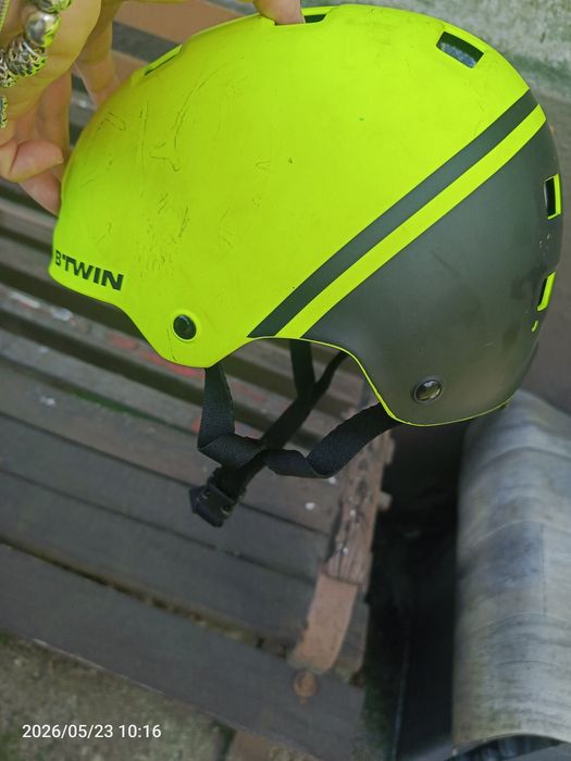 Betwin 55/59 cm kask
