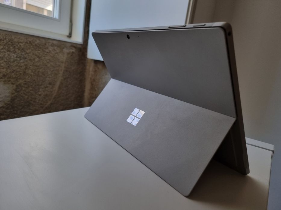 Microsoft Surface Pro 7 (2019) | i7 | 12.3' | 256 GB | 8 GB RAM