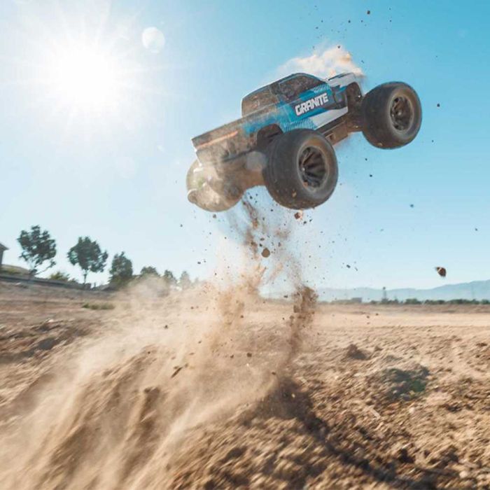 Радіокерована машинка Arrma Granite 4x4 V4 223S DSC 1/10 RTR Brushless