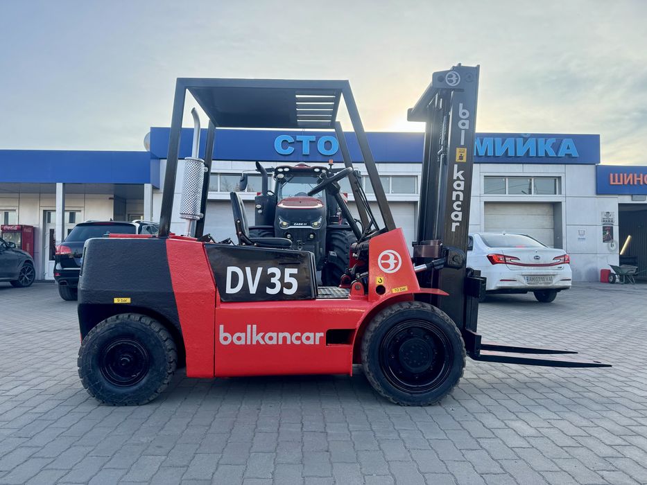 Навантажувач Балканкар ДВ 1792 Balkancar