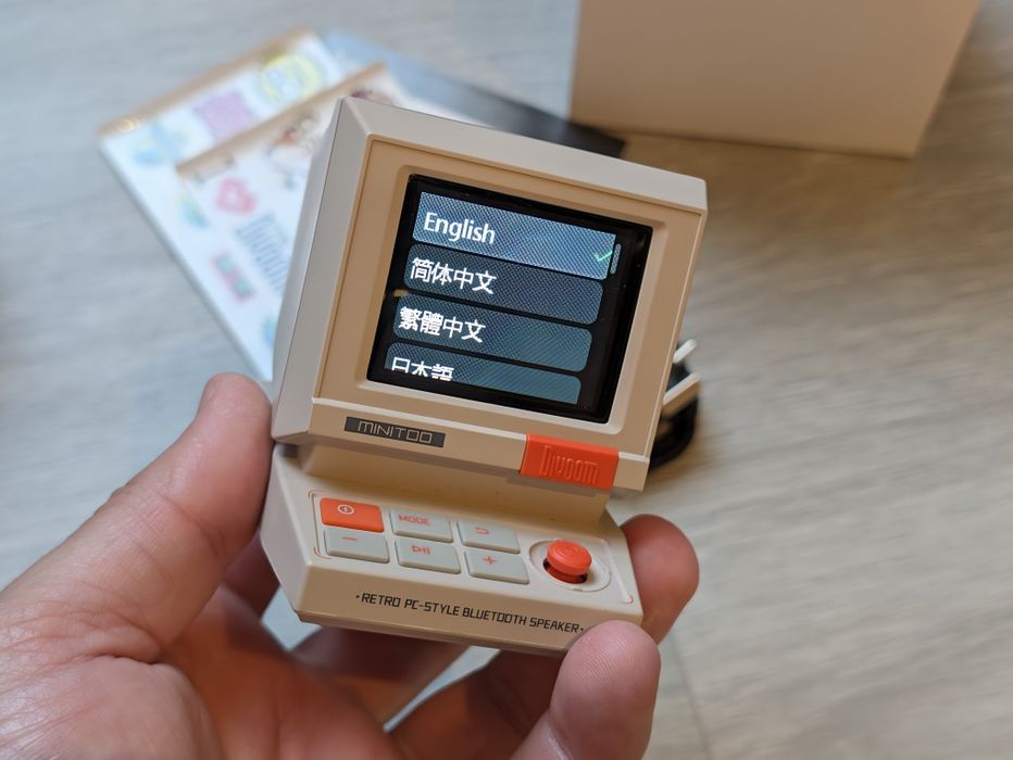 Coluna Bluetooth Retro pixel Divoom MiniToo
