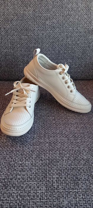 Wojas sneakersy białe trampki okazja r. 37