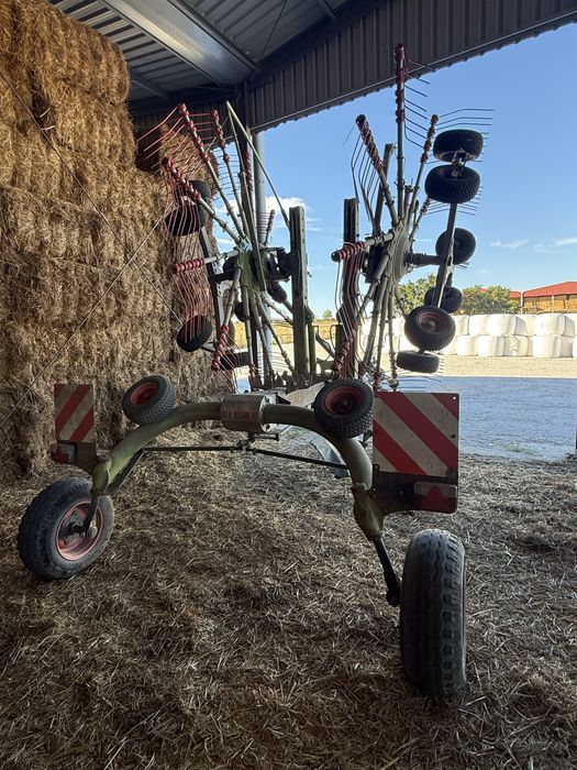 Enrolador junta pastos Claas