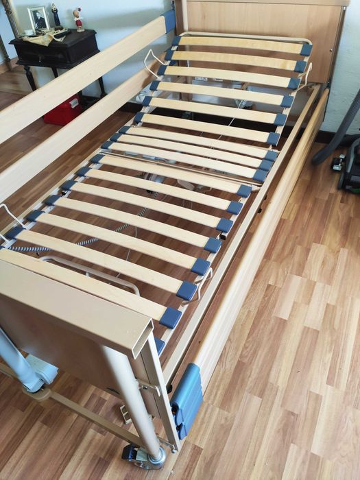 DALI ECONÓMICA - Cama Articulada Eléctrica de Elevação e Inclinação