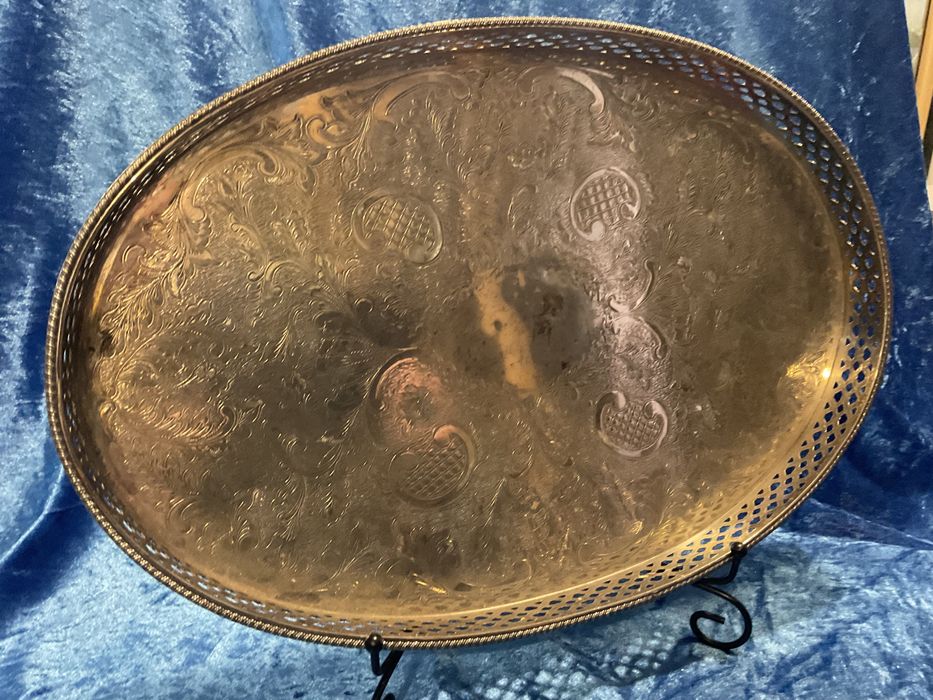 Bandeja comprida com 41 cm 27,5 cm  casquinha inglesa