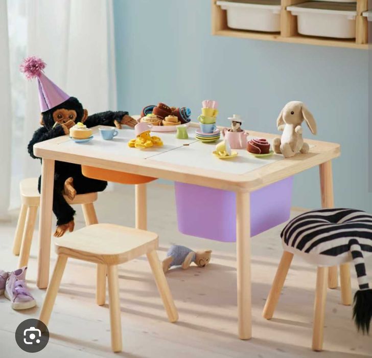 Mesa criança IKEA