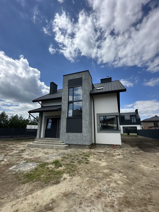 Продаж 3-кім. будинку з ділянкою 5,5 сот