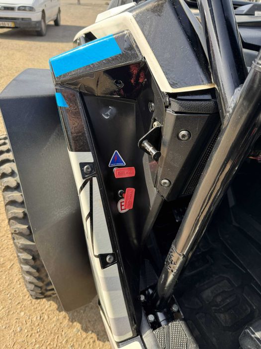 Vendo Polaris RZR Pro XP 181cv (versão Ultimate)