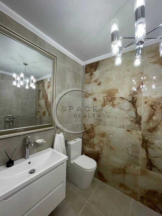 Продаж дизайнерської 2к-кв в ЖК Новопечерський квартал №5 Печерськ