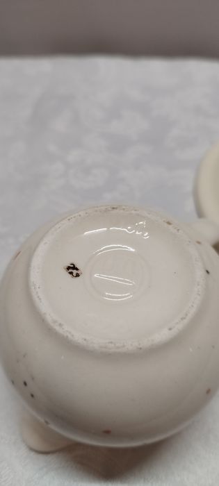 Mlecznik ze spodkiem Torgau ceramiczny