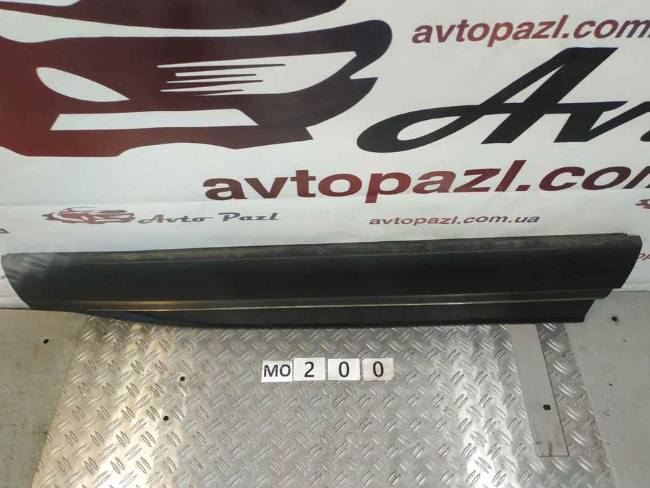Renault (RVI) Koleos 2 17- Молдинг дверей перед R MO0200 808203752r
