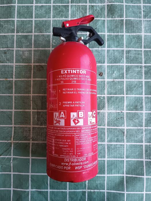 Extintores antigos 1kg