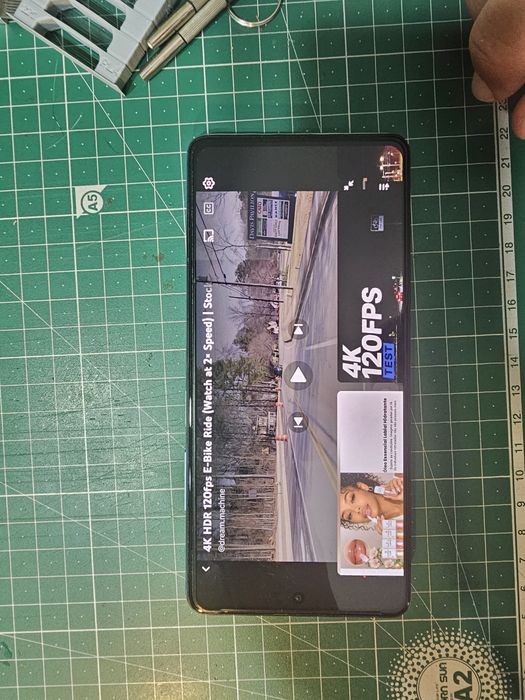 Xiaomi POCO X5 PRO 5G / 8GB RAM / 256GB de armazenamento / 120Hz de taxa de refrescamento de ecrã  e FASTCHARGE 67W