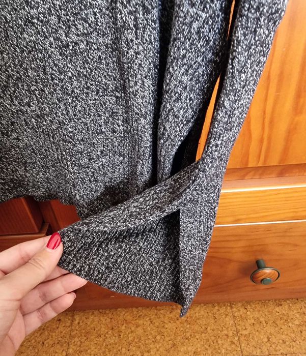 Camisola de malha cinzenta e preta H&M, tamanho XS