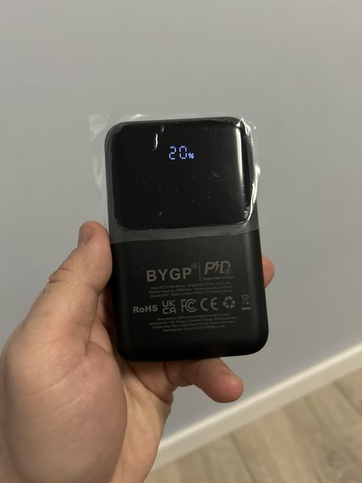 Новий Павербанк 10000 новий