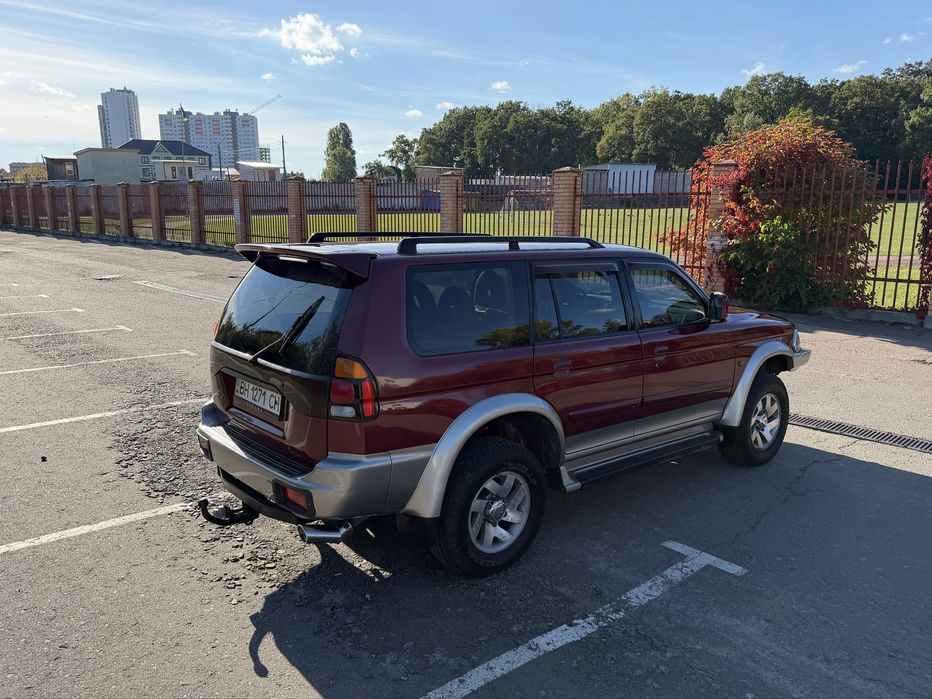 Продам Mitsubishi Pajero Sport 2005 3.0 газ/бензин рідний пробіг гарний стан!