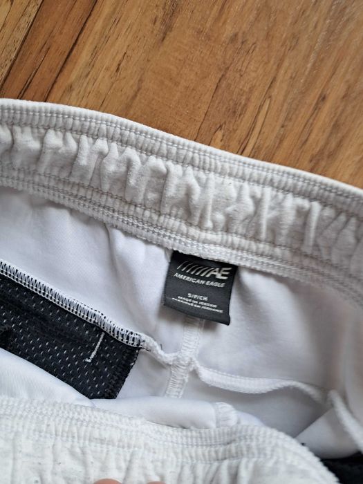 spodnie dresowe z USA american eagle stan bdb 2 razy założone roz S
