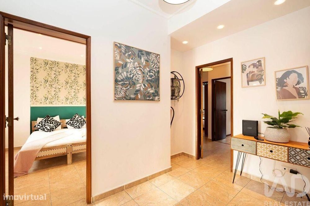 Apartamento T3 em Almada, Cova da Piedade, Pragal e Cacilhas de 118,00