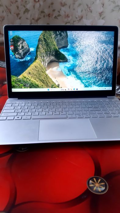 Ноутбук KUU. IPS - матриця! Відео 1 ГБ!