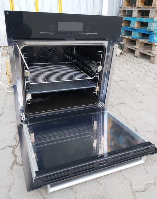 Духовой шкаф Миле Miele H 5681 BP пиролиз пар черная б/у духовка