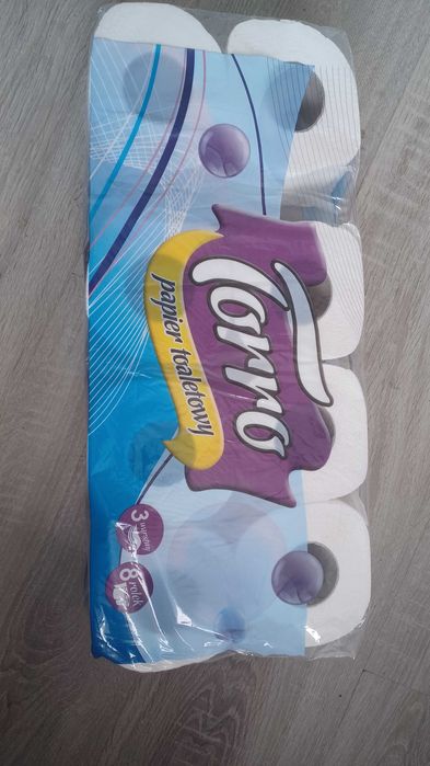 Sprzedam ręczniki papierowe i papier toaletowy