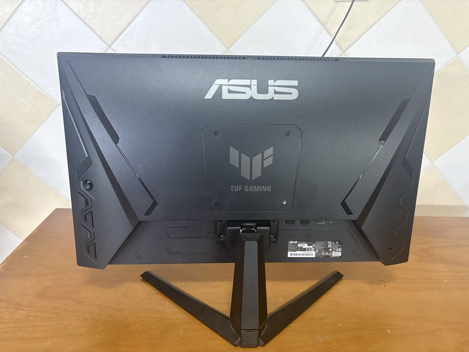 Monitor Asus TUF GAMING
