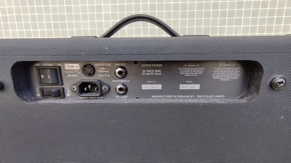 Amplificador de guitarra acústica Trace Elliot TA35CR