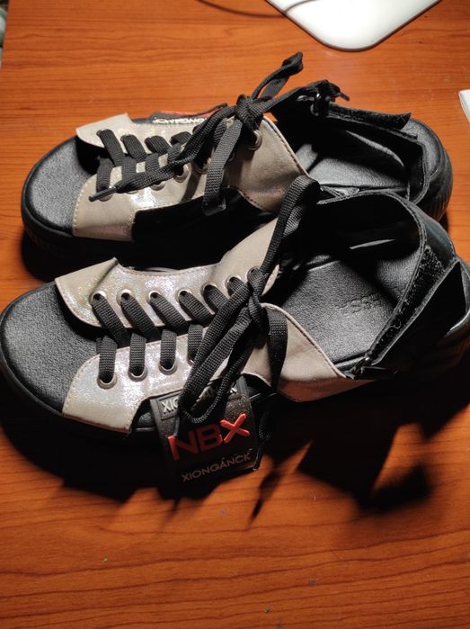 Босоніжки кожна розмір 38