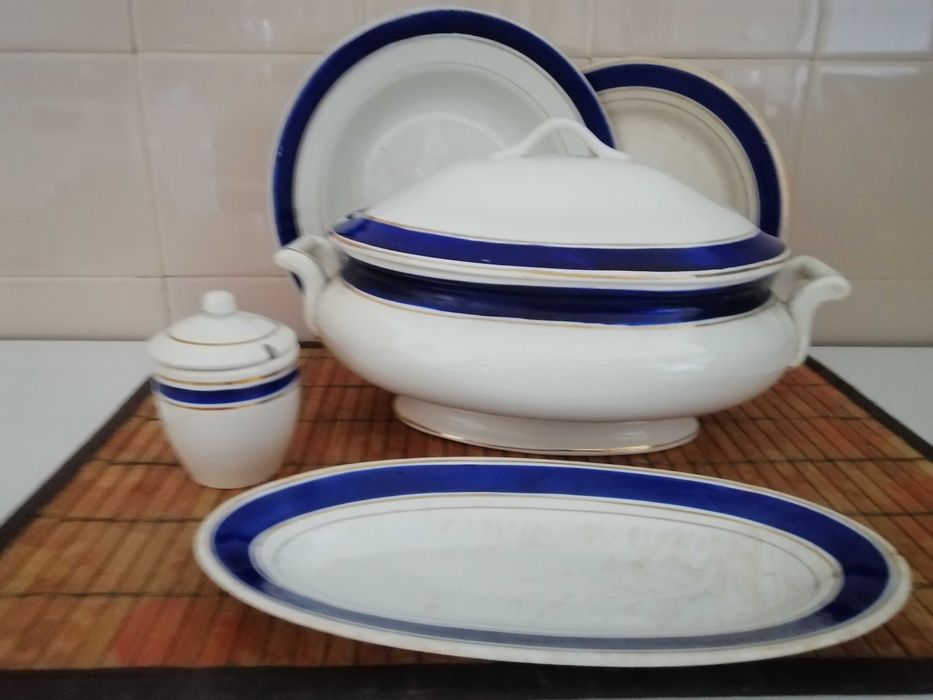 Сервіз столовий часів СРСР, Буди, 50-60 роки.