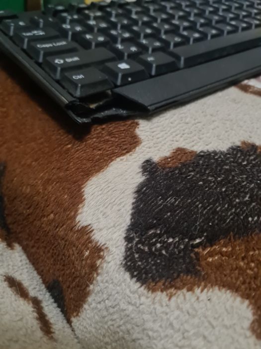 Продам клавіатуру проводну