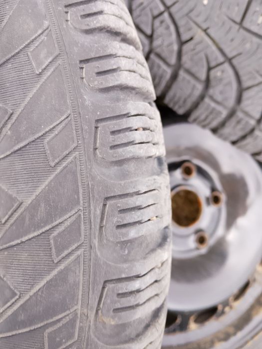 Felgi z oponami Pirelli