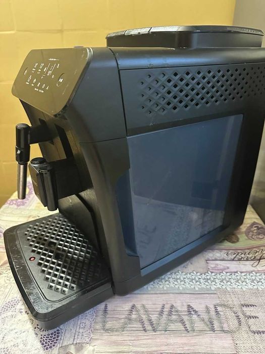 Кавомашина PHILIPS Series 800