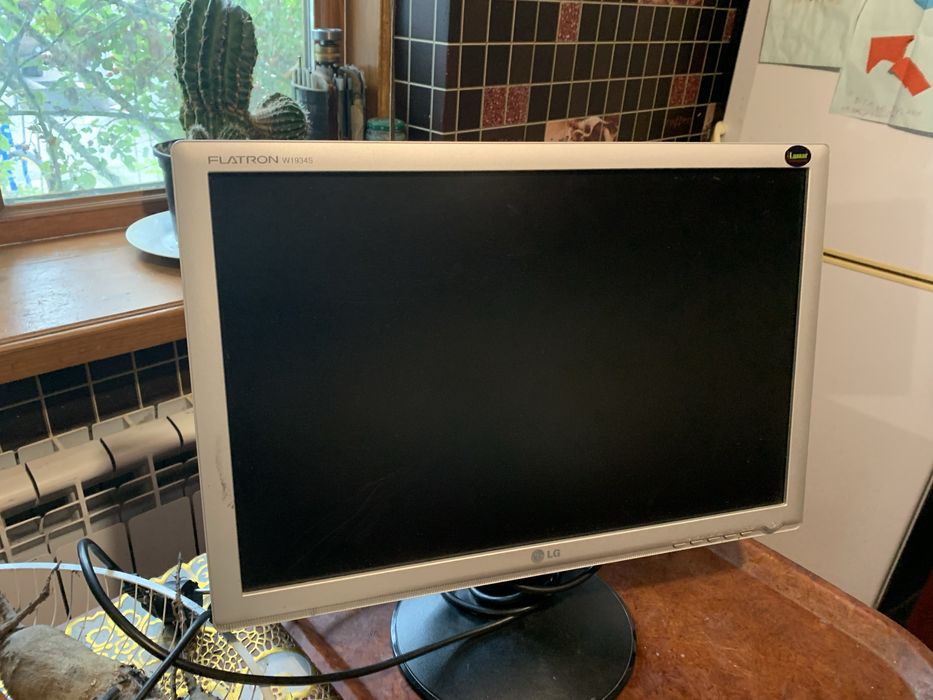 Продам монитор flatron samsung