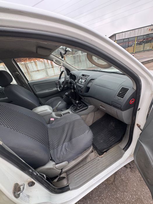 Toyota hilux 4x4 iva dedutivel