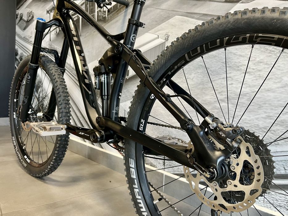 Kellys Eraser 90 karbon Enduro 160 rozm M Fox 36 DT Swiss XT