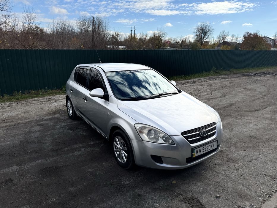 Продам Kia Ceed 2008