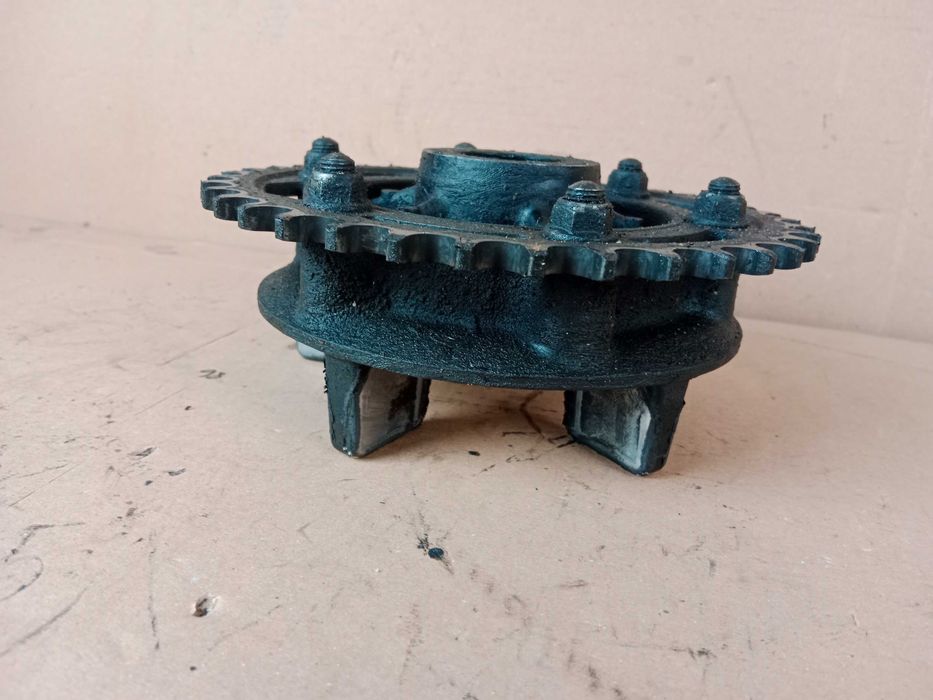 Kawasaki ZR7S 750 Napęd Zbierak Zębatka Przód Tył Łańcuch Gumy 99-05