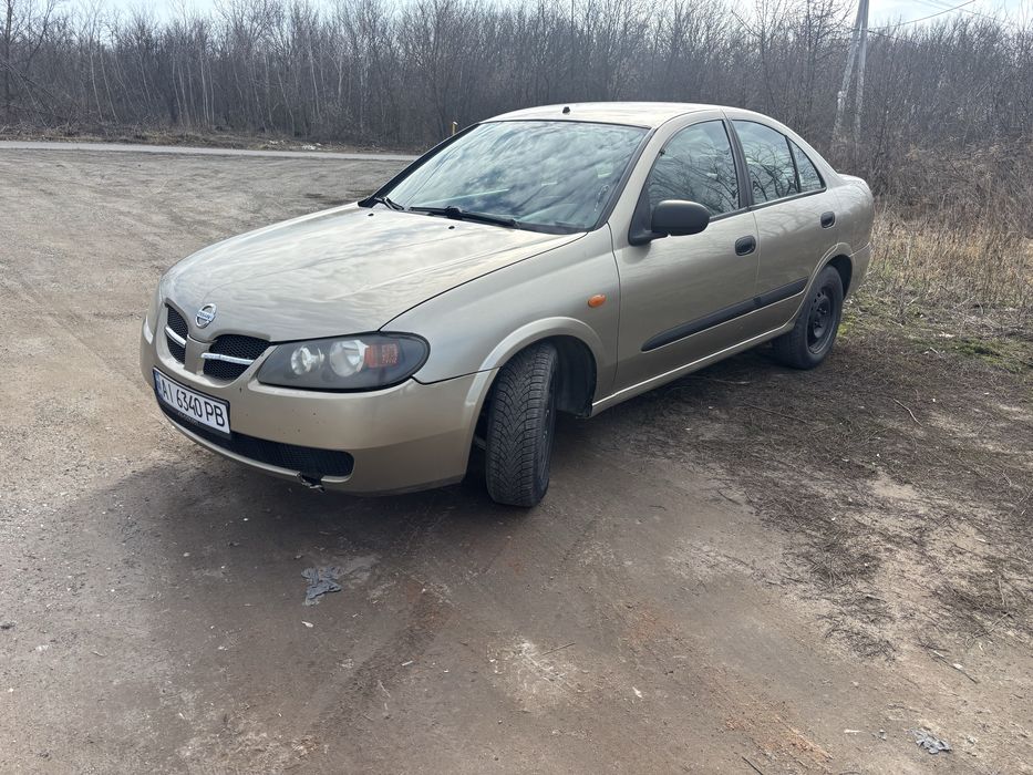 Nissan Almera 2003