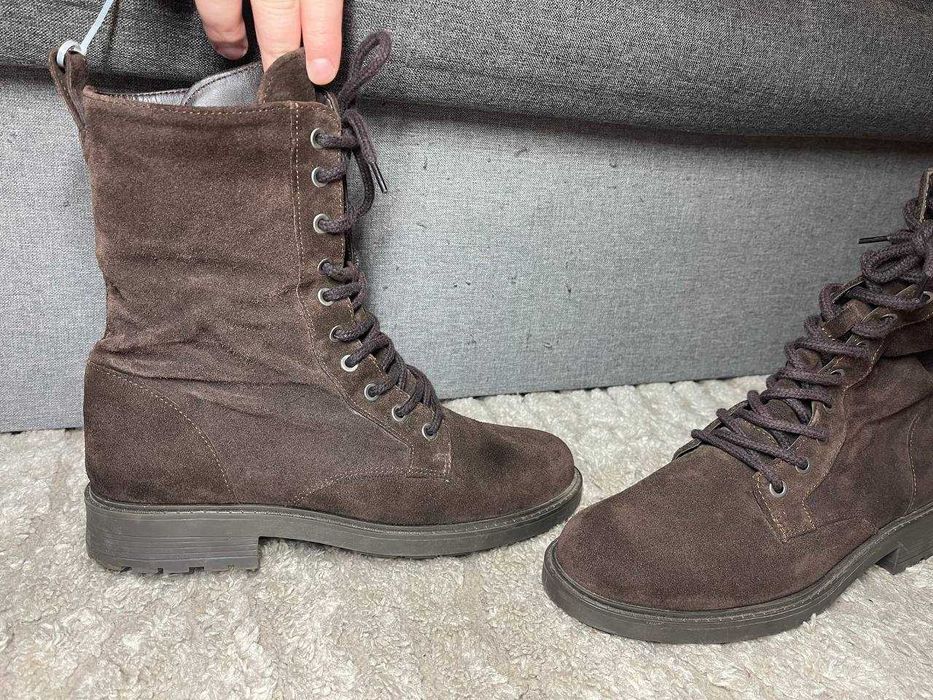 Жіночі черевики Clarks