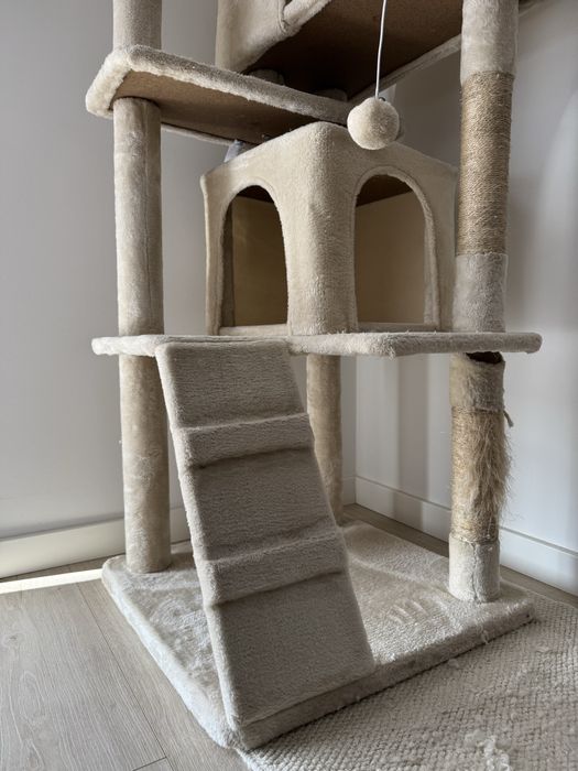 Arranhador para Gatos Multinível – 178 cm