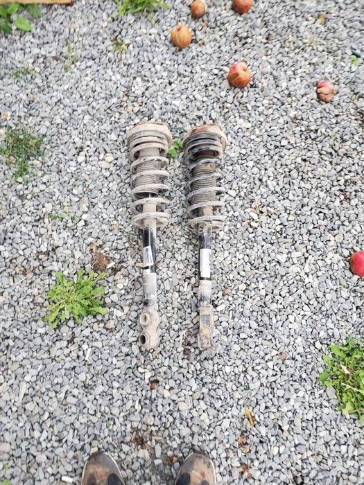 Задні стойки Мітсубісі Галант 7