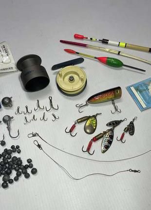 Прийму в дар риболовлі снасті